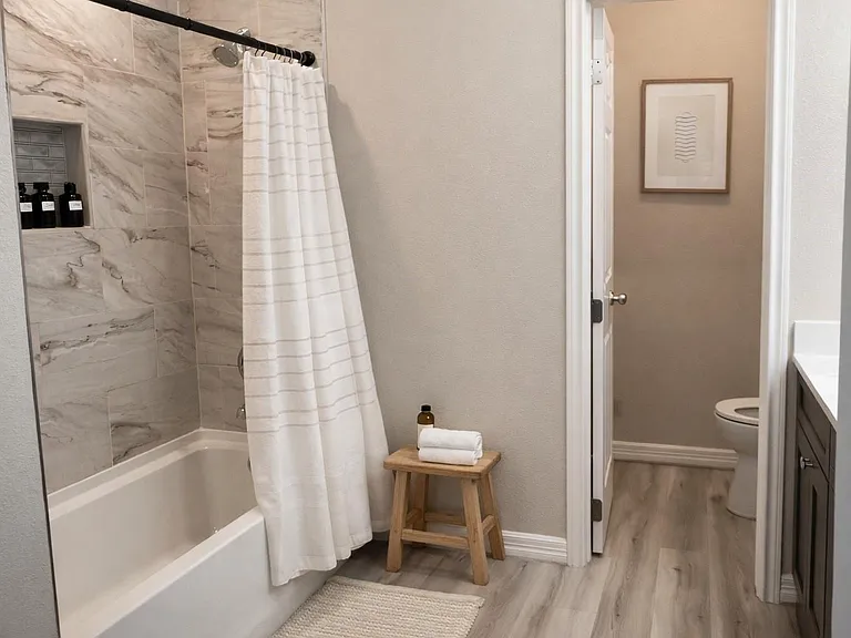 9315 Noel St — Photo 3