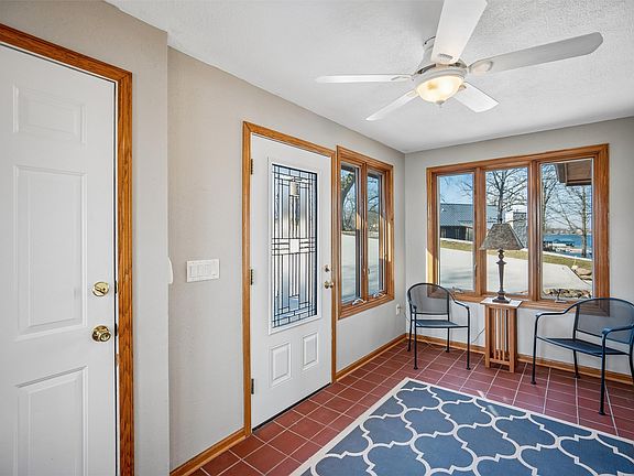 3rd image of 1321 Prairie Vw