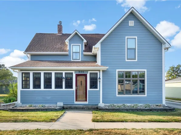 306 W Church St, Panora, IA 50216