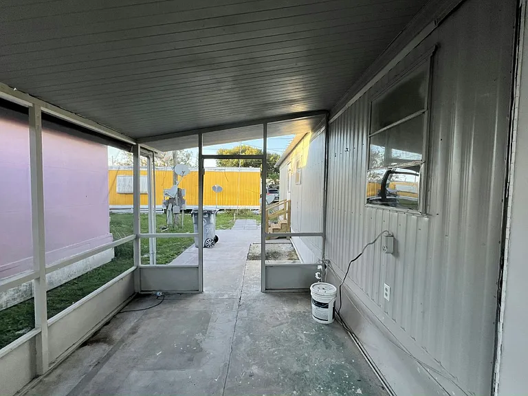 108 Southland Ct #108 — Photo 22