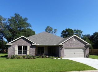 4626 Hermosa Rd, Crestview, FL 32539
