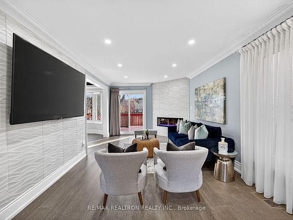 5th image of 33 Ritchie Ave