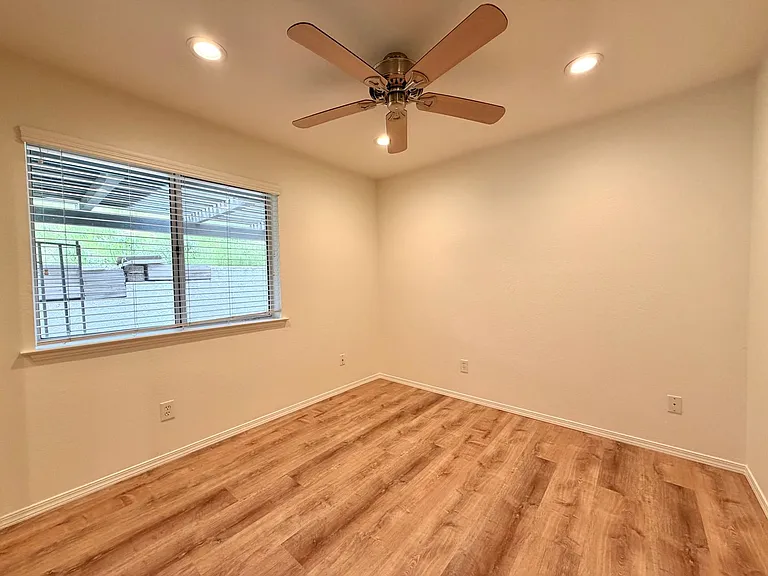 23775 Cruise Circle Dr — Photo 23