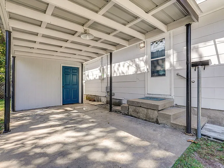 2129 S Jefferson Ave — Photo 26