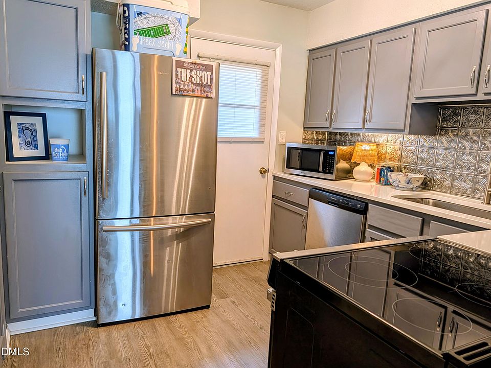 1st image of 220 Elizabeth St APT F3