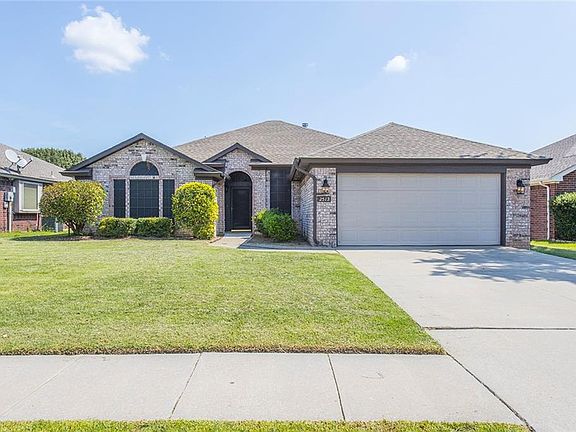 2nd image of 2512 Port Rush Dr