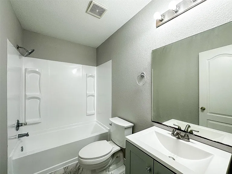 5739 Westminster Village Dr — Photo 31