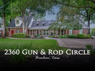 2360 Gun And Rod Cir, Brenham, TX 77833