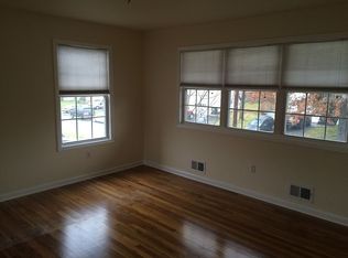 12 Marston Rd, Flanders, NJ 07836