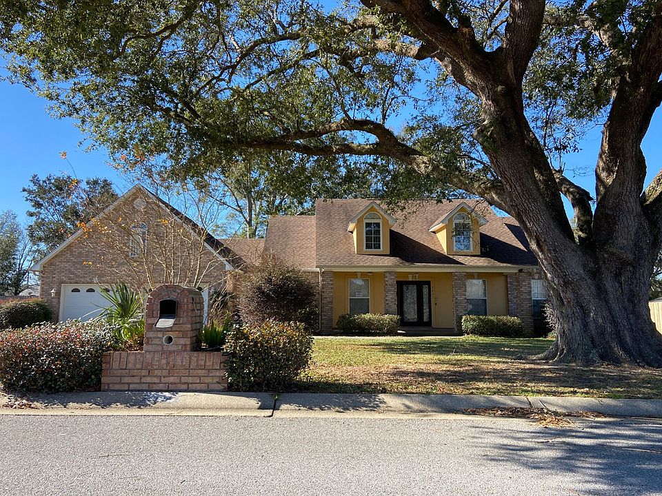 1st image of 7417 Odell Ln