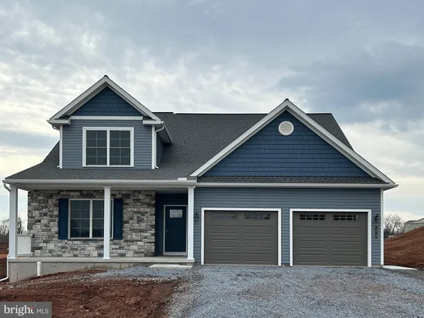 174 Magnolia Dr, Middletown, PA 17057