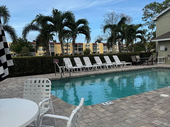 2nd image of 295 Quail Forest Blvd APT 220