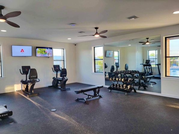 1800 Oak Grove Rd E #258, Burleson, TX 76028
