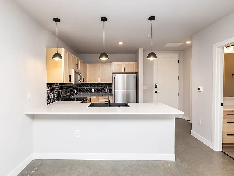 The District Lofts — Photo 15