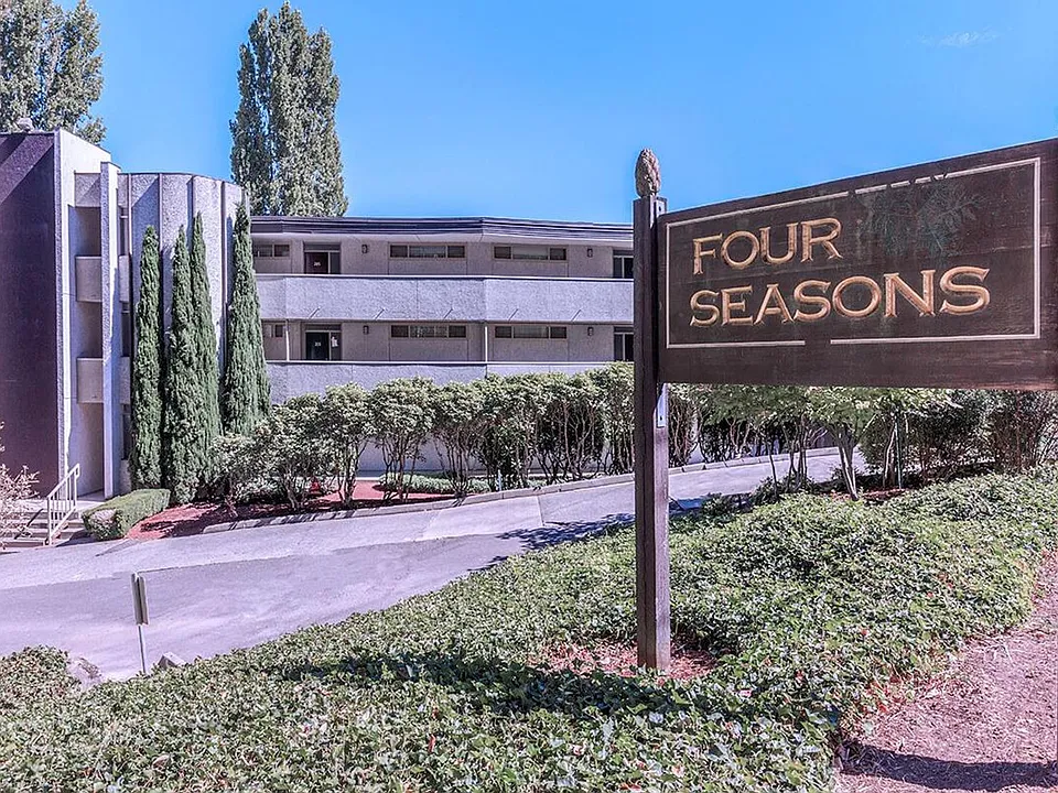 Four Seasons - 1 Bedroom Units available with amazing views by the water. Parking spots available!