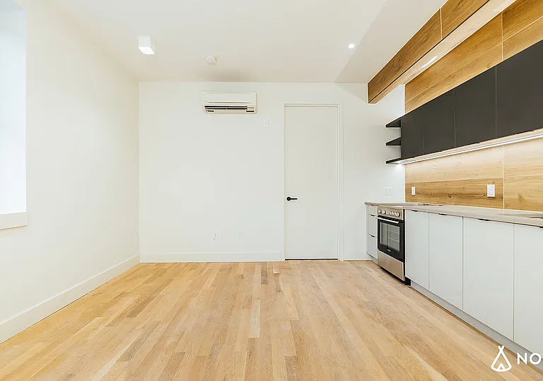 312 Devoe St #1B — Photo 15