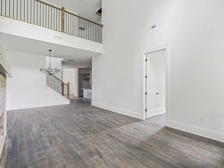 October Glory Ln Townhomes - 623 — Photo 13