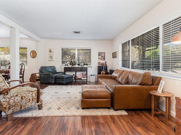 2nd image of 29 Golf View Cir NE