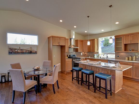 5th image of 1249 Birch Falls Dr