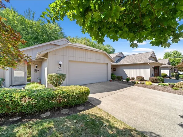 12910 Olympus Way, Strongsville, OH 44149