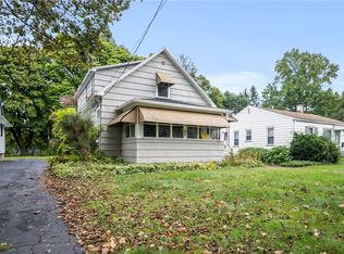177 Lake Breeze Rd, Rochester, NY 14616