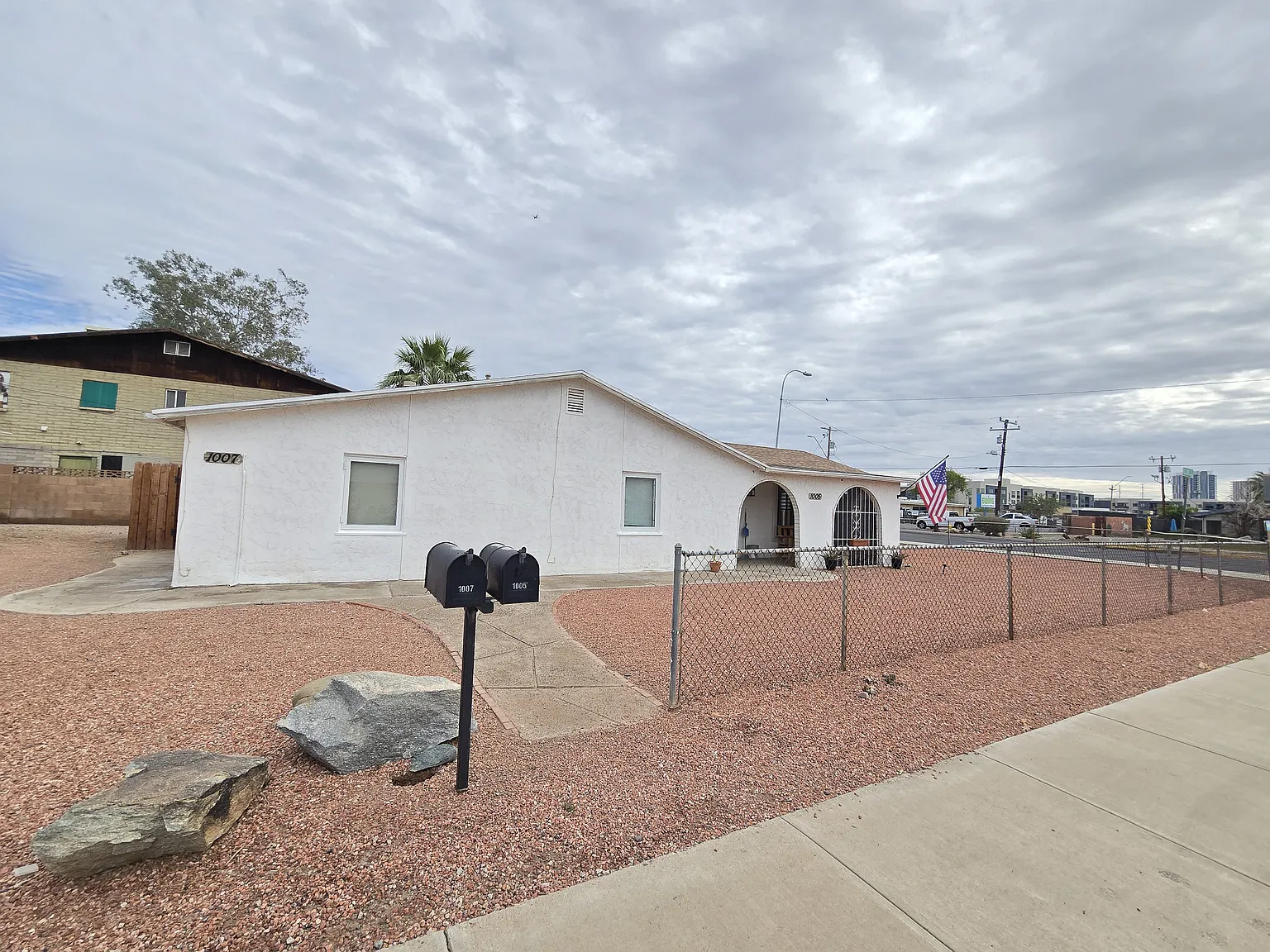 1 bed, 600 sqft, $1,100 — Photo 2