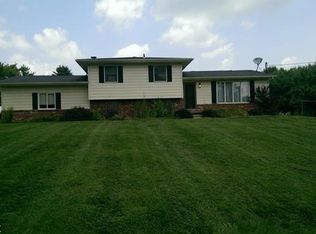 46840 Sidehill Rd, East Liverpool, OH 43920