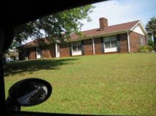 105 Laurel Tree Ln, Simpsonville, SC 29681