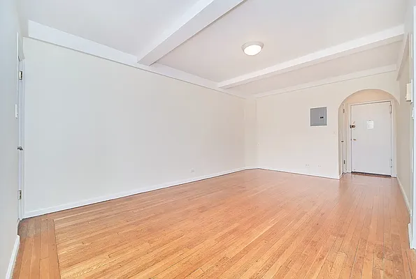 Rented by Living New York | media 9