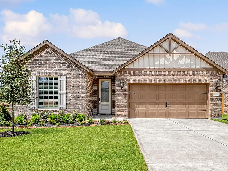 15761 Bayberry Trace Dr — Photo 1