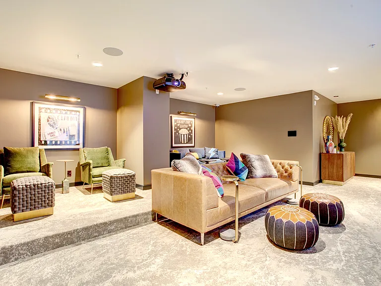 The Cosmopolitan Apartments — Photo 30