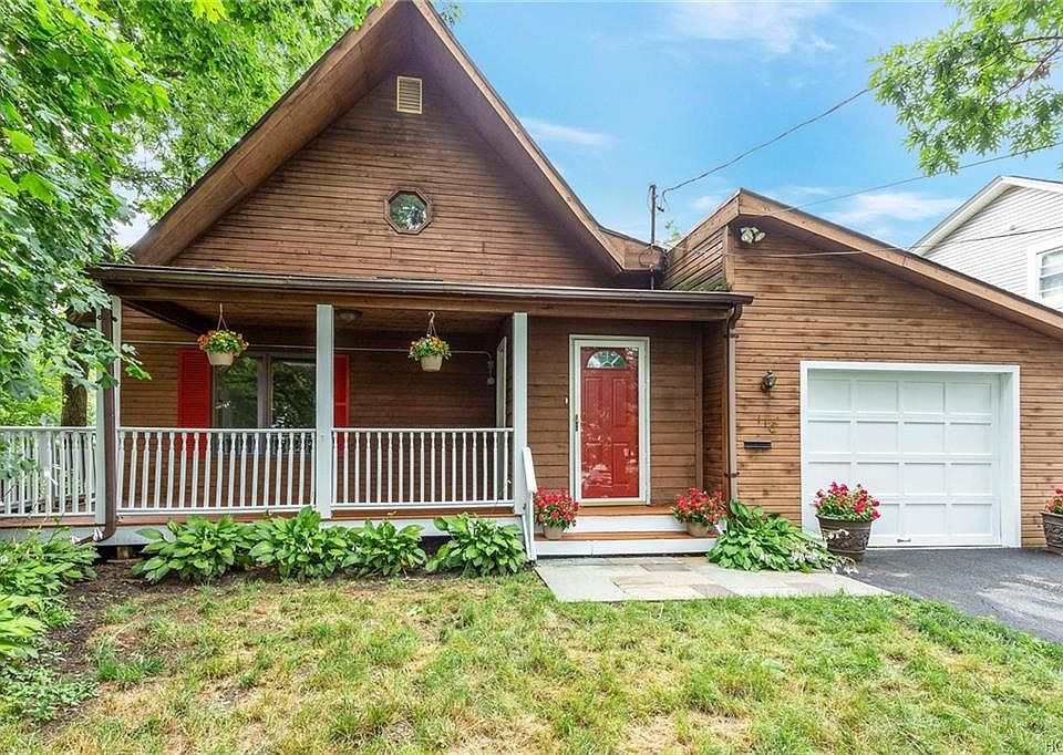 1st image of 110 Laurel Ave