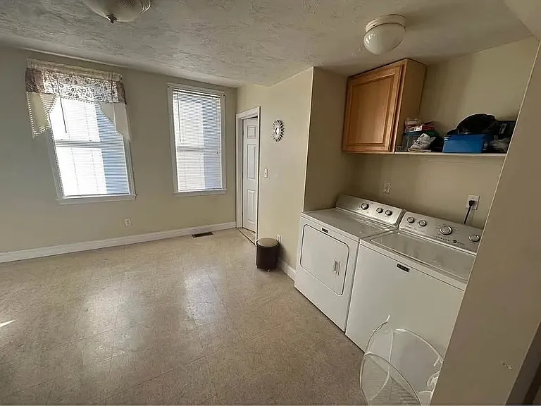 150 Sumner St #1 — Photo 4