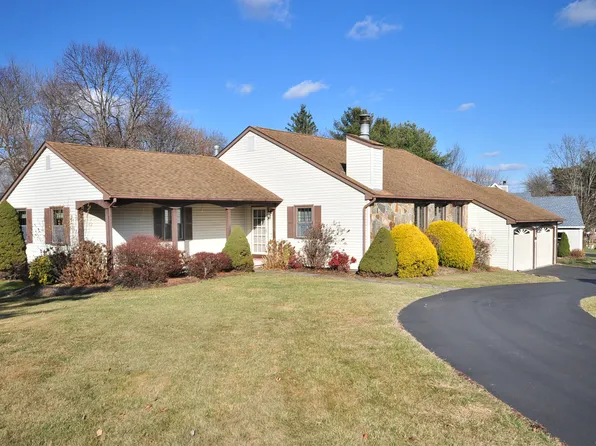 56 Kendrick Lane, Windsor, CT 06095