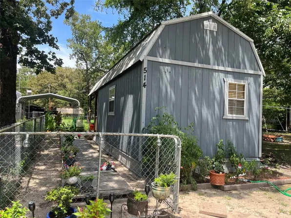 317 Private Road 7702, Emory, TX 75440