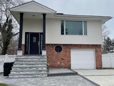 604 Sand Hill Road, Wantagh, NY, 11793