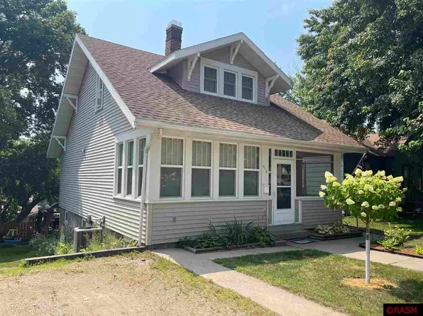 318 S Jefferson St, New Ulm, MN 56073