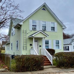 10 Lanes Ave, Taunton, MA, 02780