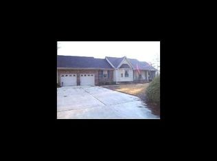 5624 Mum Creek Ln, Fayetteville, NC 28304