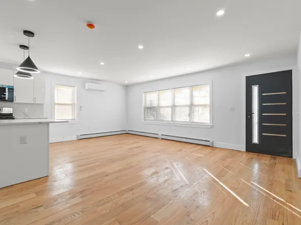 245-33 147th Road image 6 of 26