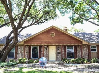 13215 Rolling Hills Ln, Dallas, TX 75240