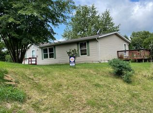 334 Bainbridge St, Barry, IL 62312