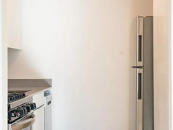 420 E 102nd St APT 6E, New York, NY 10029