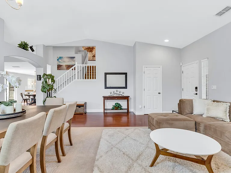 8514 Stoneflower Way — Photo 4
