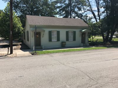 700 Main St, New Harmony, IN, 47631