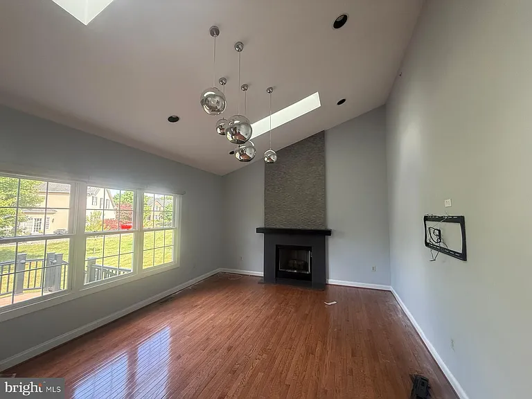 714 Marcus Cir — Photo 22