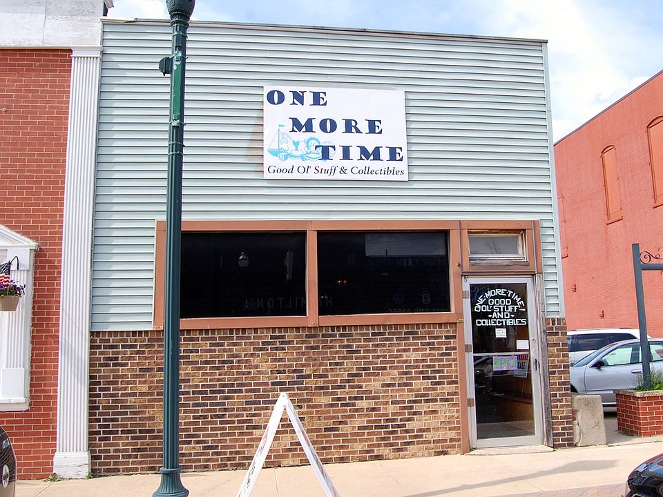 1st image of 814 Lake Street
