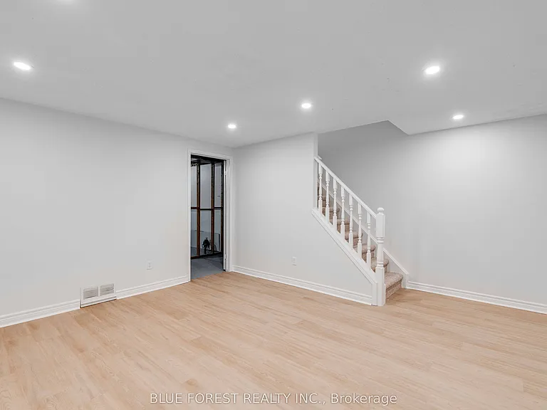 1095 Jalna Blvd #88 — Photo 17