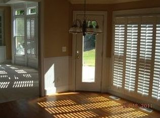 1505 Boomer Cir, Johns Creek, GA 30024