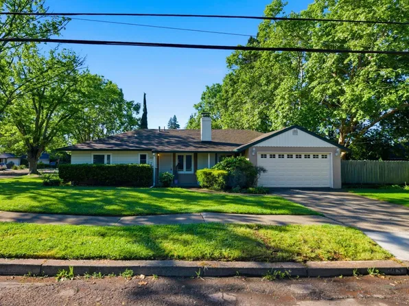 2015 Locust St, Napa, CA 94559